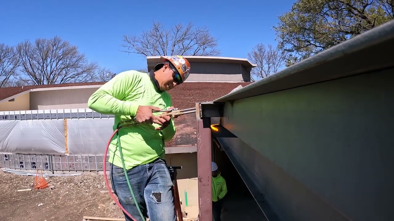 Noe Gets Down With Torch - Timelapse