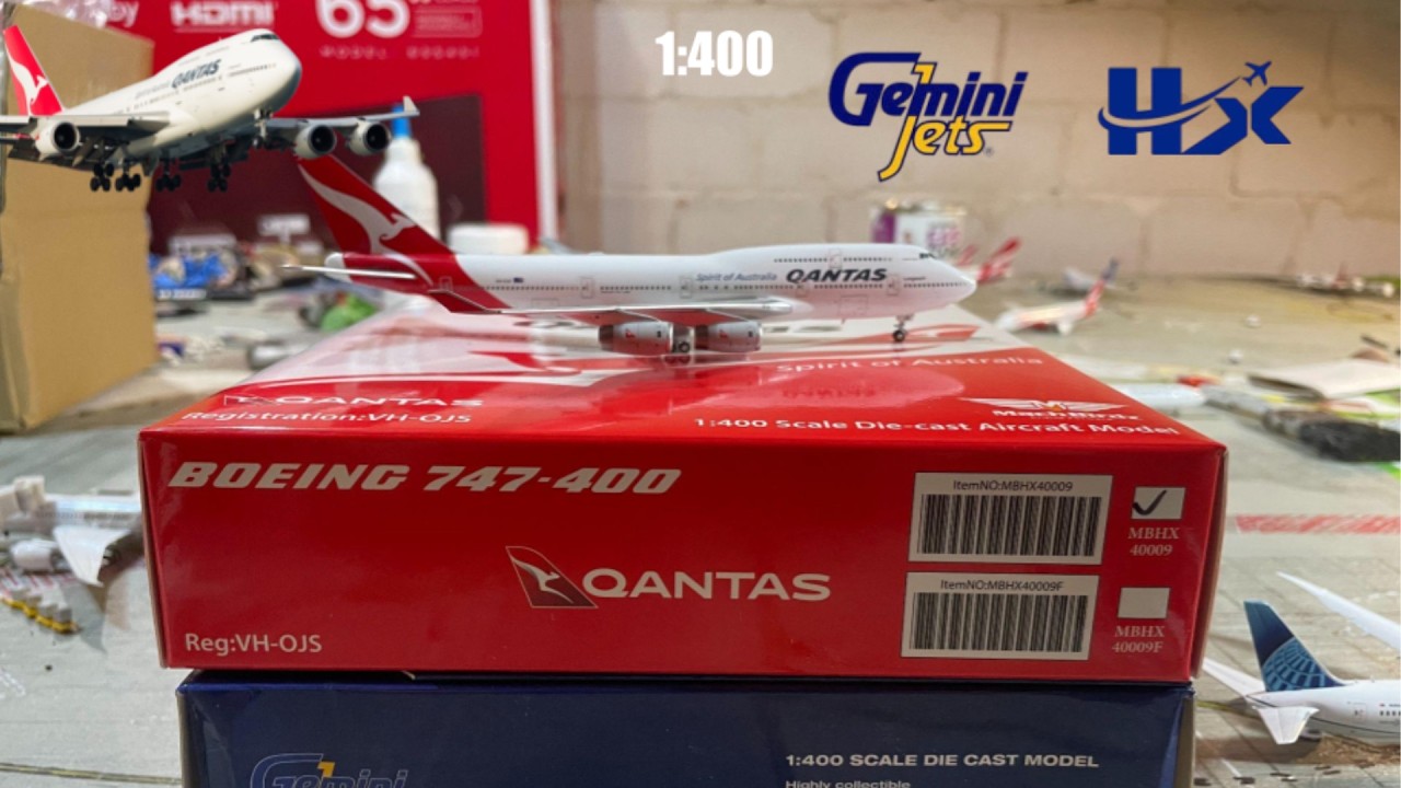 DOUBLE 1:400 Unboxing , Qantas 747-400 , United 787-10