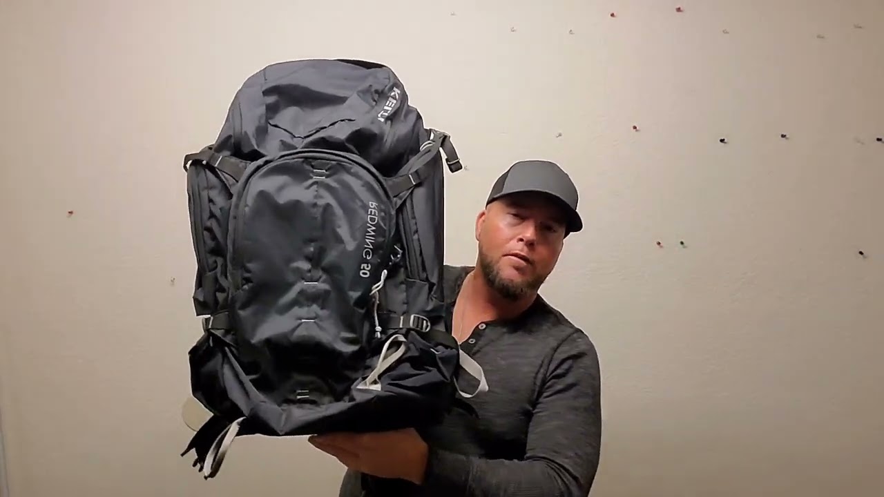 A great Karen Proof Bag. Kelty Redwing 50L
