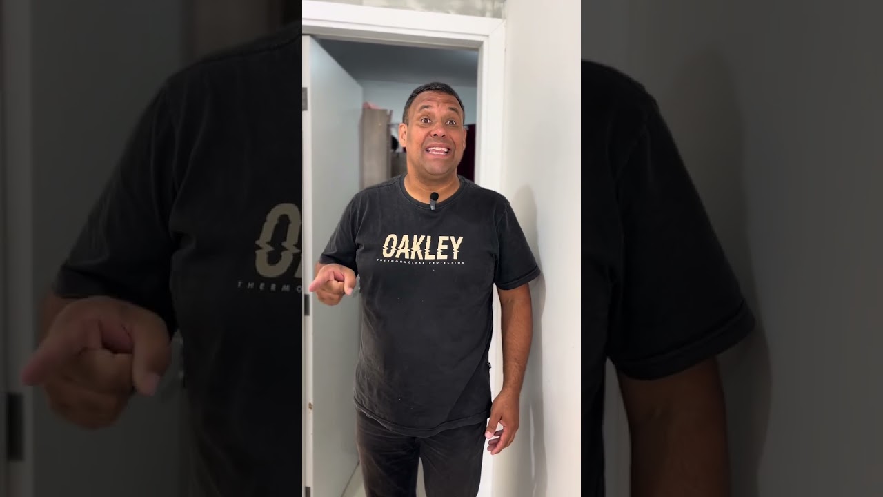 Tio teve que colocar sua sobrinha folgada em seu devido lugar