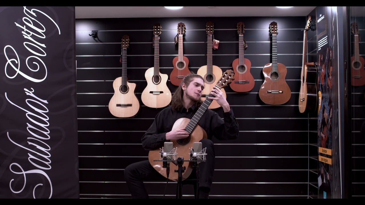 Loris Milio plays Cançoneta from Suite Valenciana by Vicente Asencio | Salvador Cortez