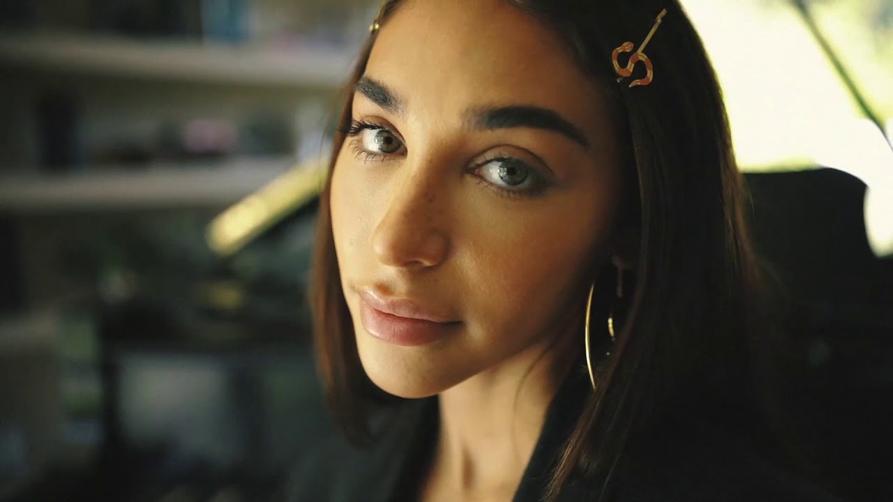 Flaunt x Strike Oil | Chantel Jeffries