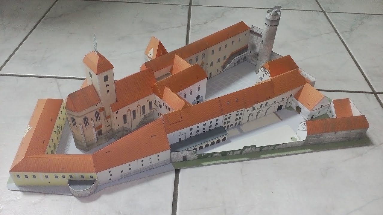 Hrad Strakonice / Betexa [PAPER MODEL 1:350]