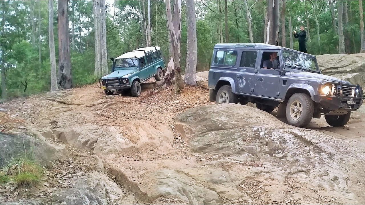 4x4 Battle of the Defenders - New vs Old