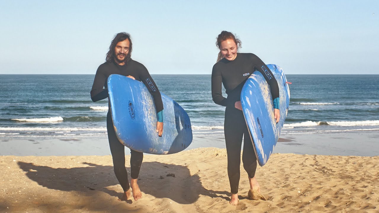 Learning HOW TO SURF in 3 days (enjoying Van Life in France) + our MERCEDES DÜDO drives 100.000 km