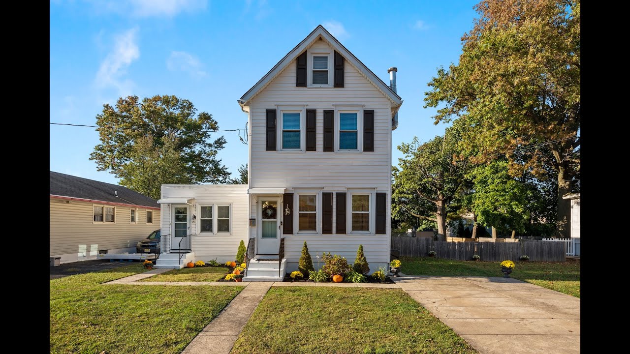 Home for sale: 29 W Beechwood Ave Oaklyn NJ
