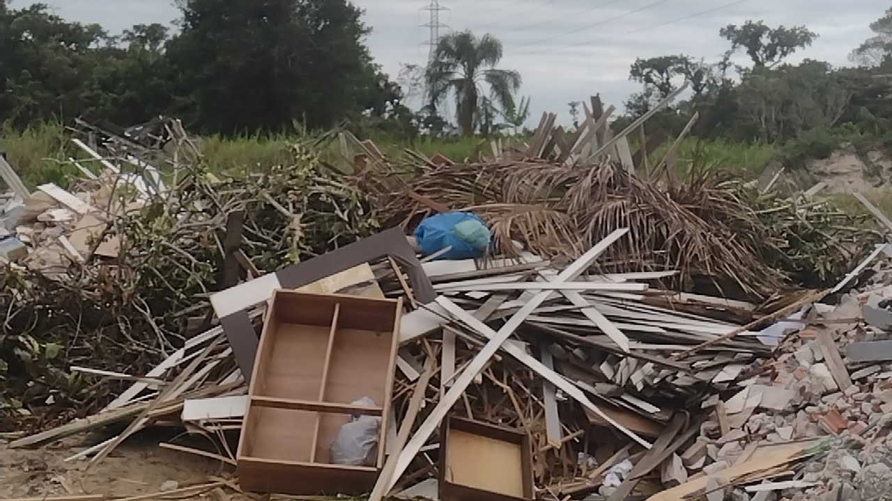 Eco ponto fomos garimpar hoje.