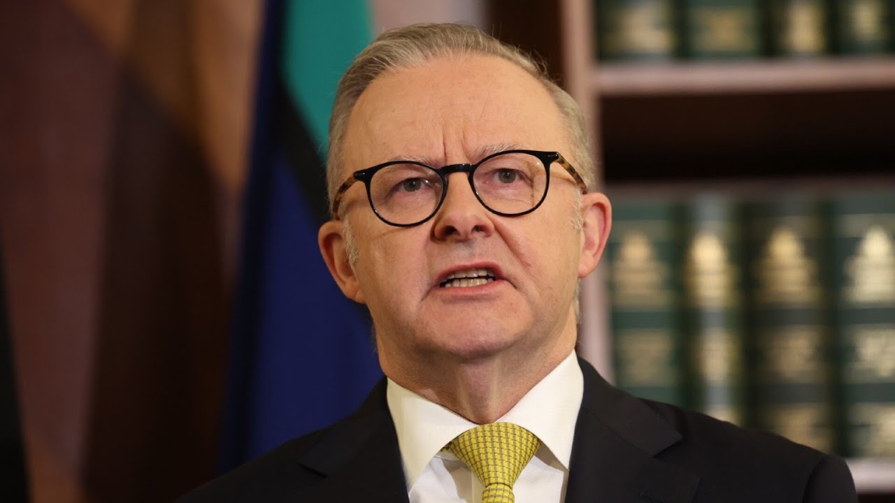 Albanese under pressure over looming fuel crisis as petrol stations begin to run dry