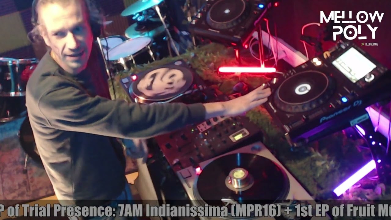 33 - Electro TechHouse Progressive DjSet by VivalDisc (Trial Presence) @ On'ba Studio (Paris)