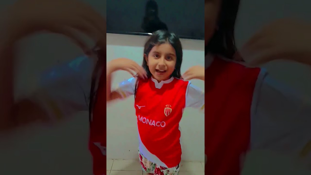 evaluna y evany jugando