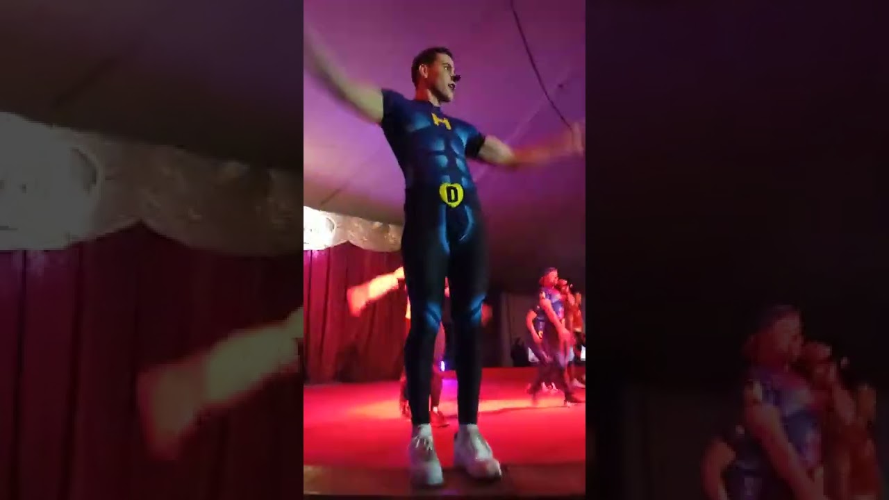 wapayasos & horripicosos ( Hola Amigos ) 2022