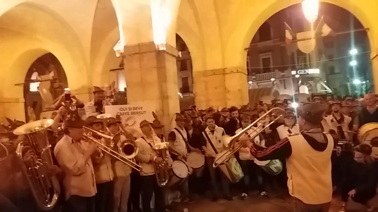 FANFARA ANA ROGNO
