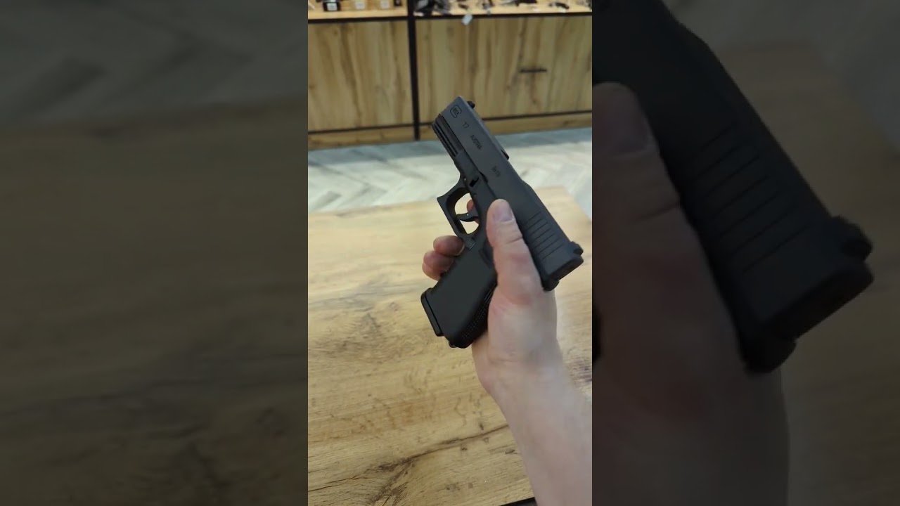 Glock 17 свето сигнальный под холостой патрон 9 мм р.а.к. 26500₽ эксклюзив.  89287002227
