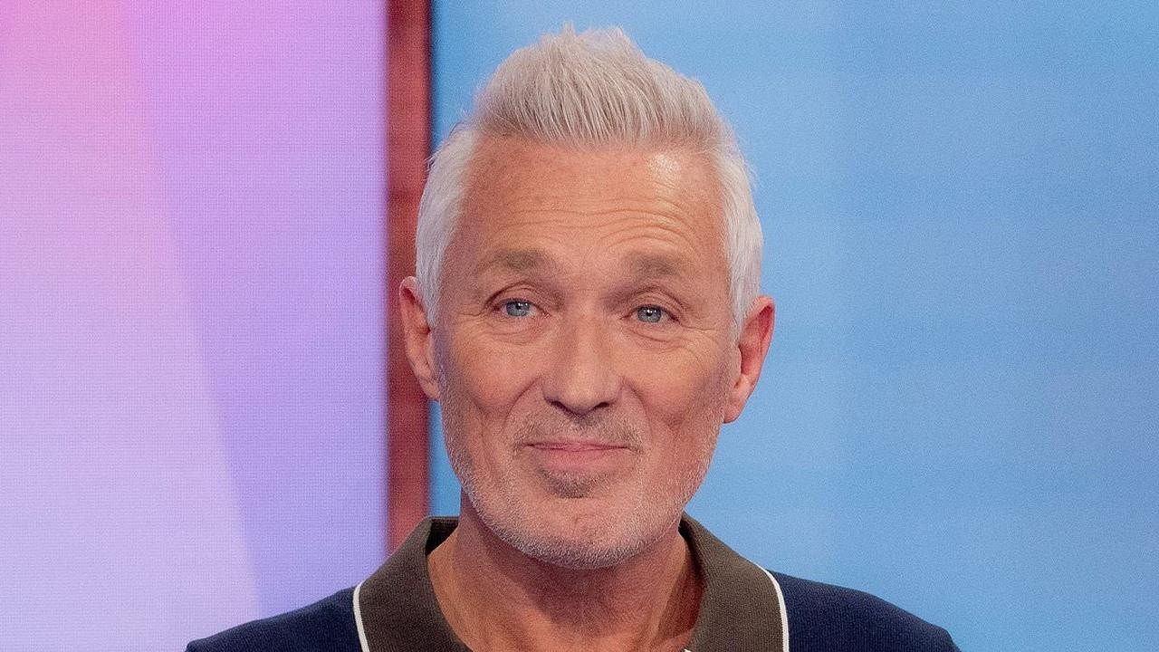 Trapped Before the Beat: Martin Kemp's Lift Rescue!