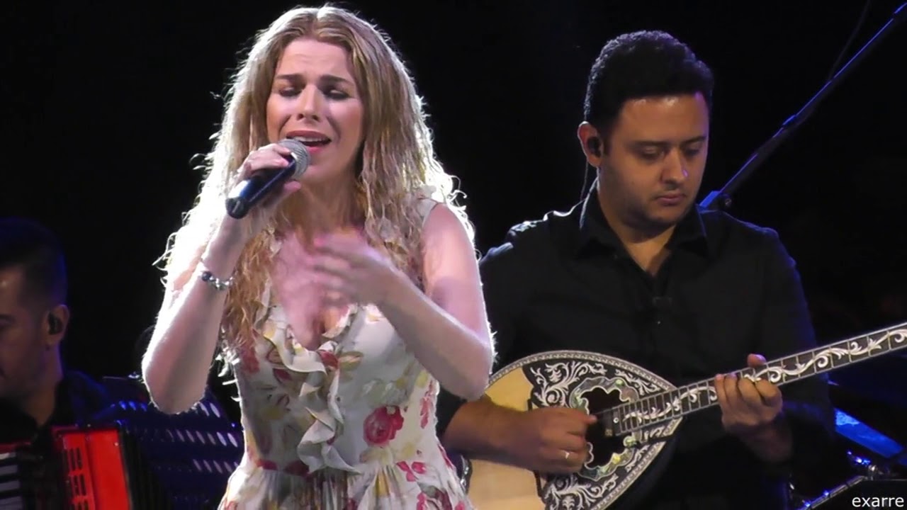 Συννεφιασμένη Κυριακή - Βιολέτα Ίκαρη - Θέατρο Πέτρας 2019