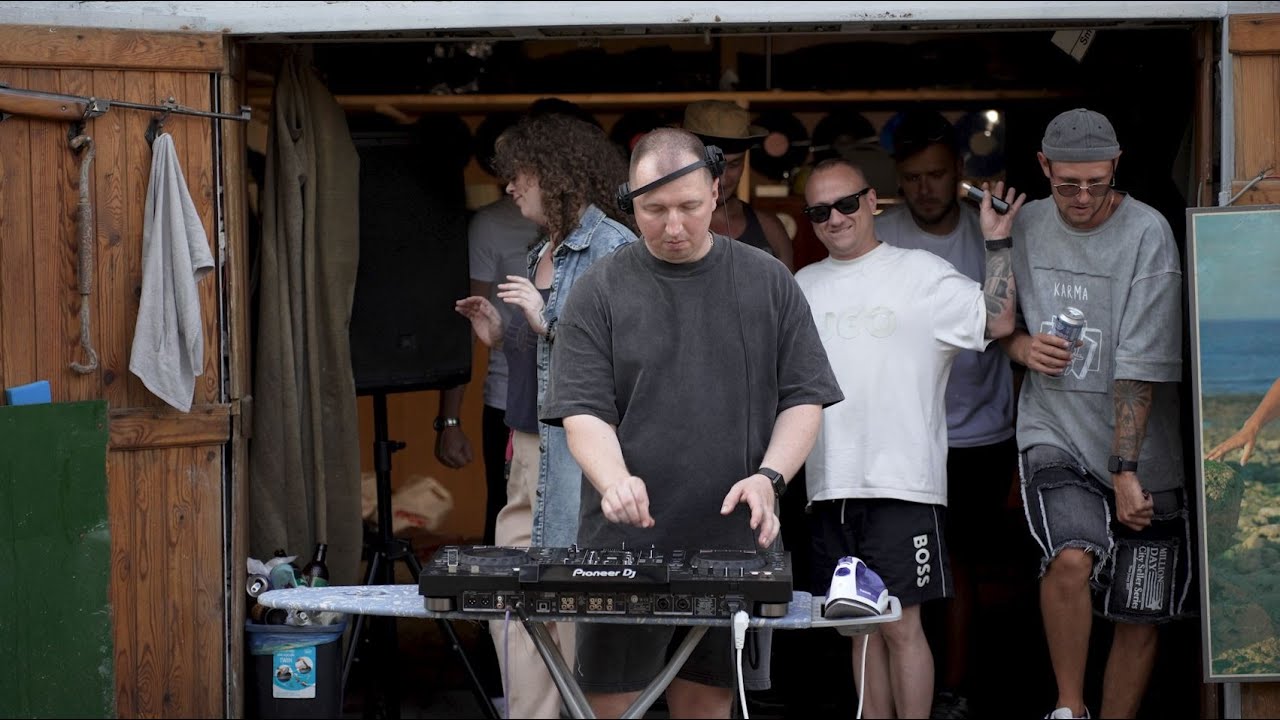 Kazantsev b2b Short | Rominimal | Garage 2