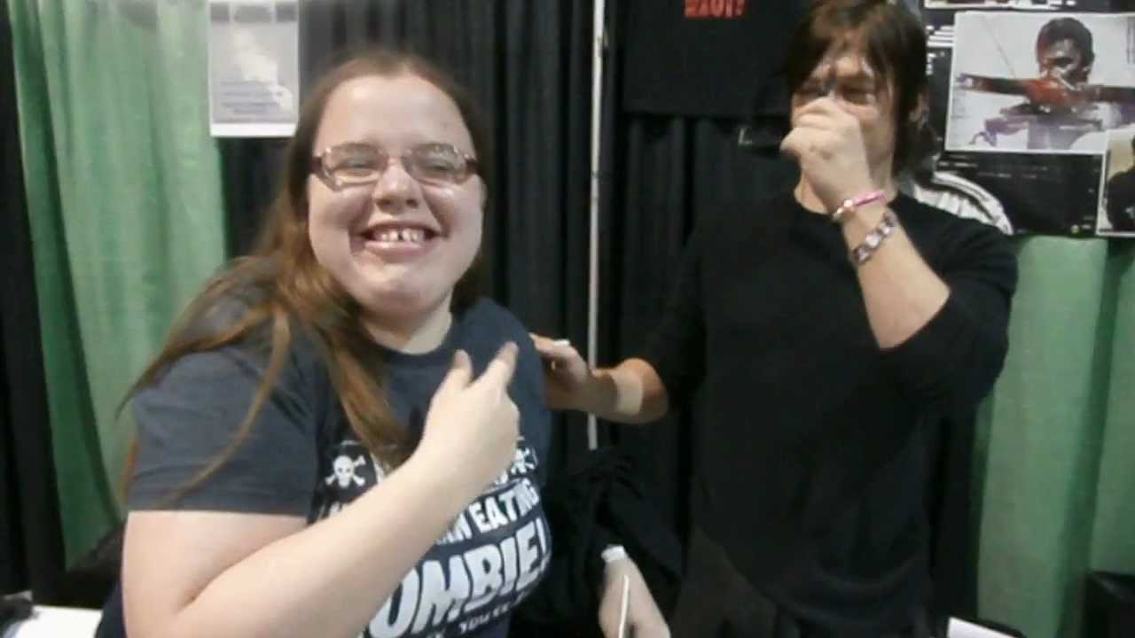 ME MEETING NORMAN REEDUS!