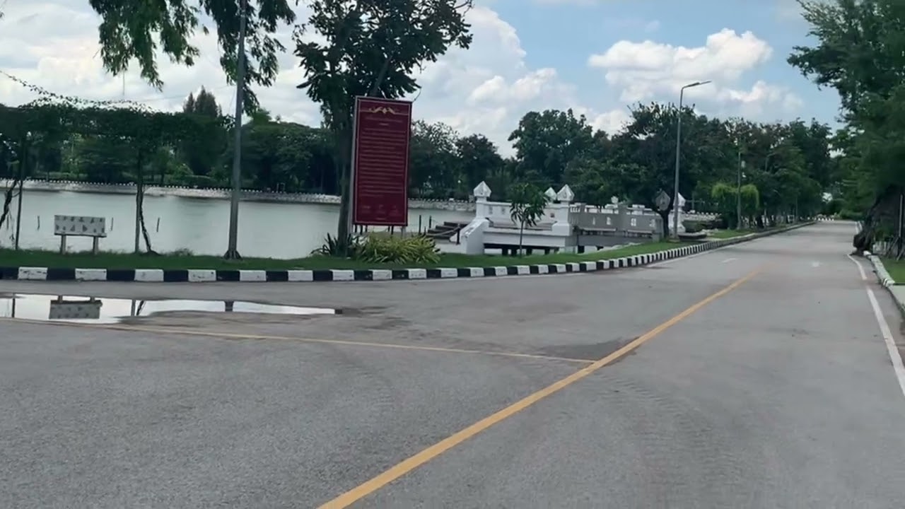 Vlog one day. Sa Phang Thong & Wat Phra That Choeng Chum🍃🌷🌤️