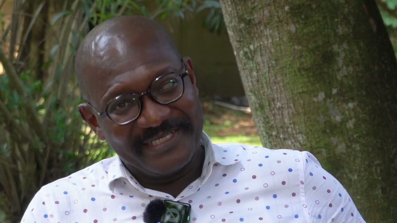 Ga Léandre Ndambo professionnel de communication radiophonique