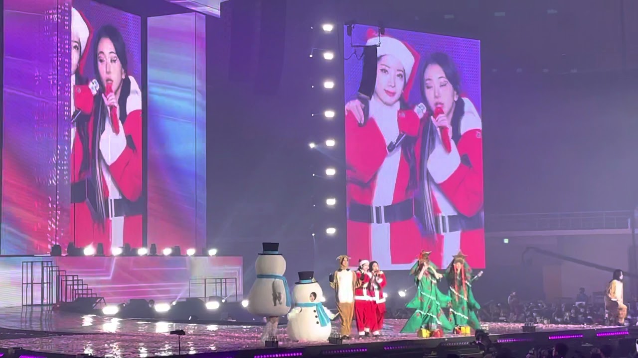 211226 TWICE 4th World Tour III Encore TT (Tak Remix)