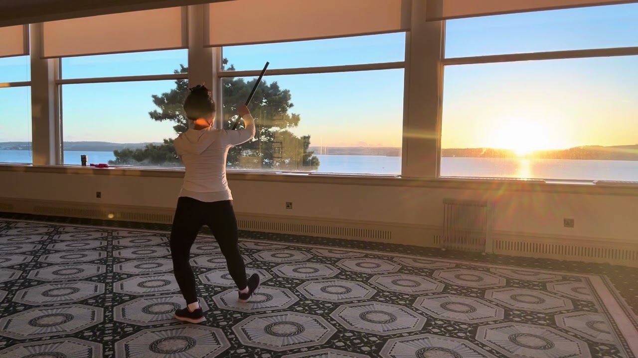 太极箫(我的祖国) TaiChi Flute (back view)