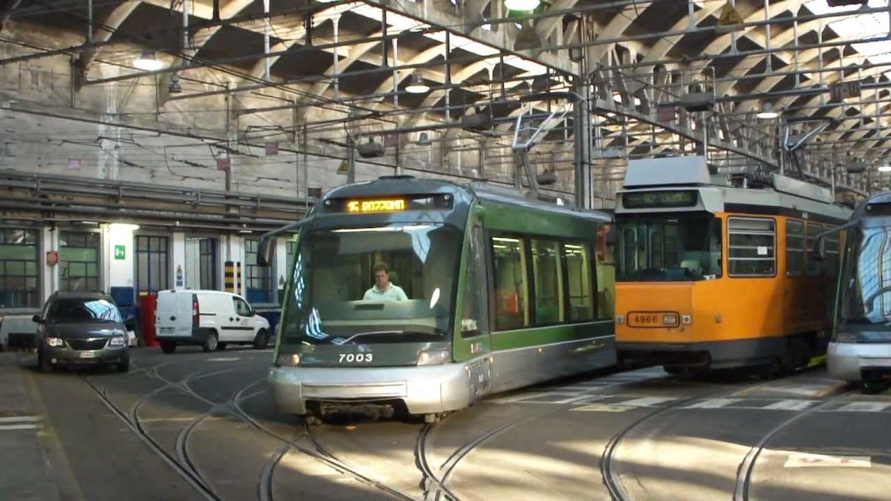 Eurotram 7003 ATM Milano in uscita dal deposito Ticinese