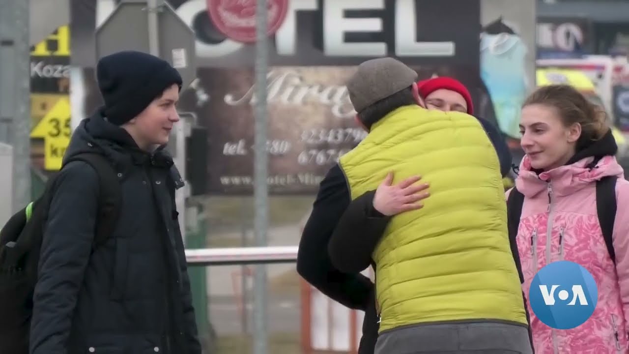 Afghans in Ukraine Cross into Poland to Flee Another War