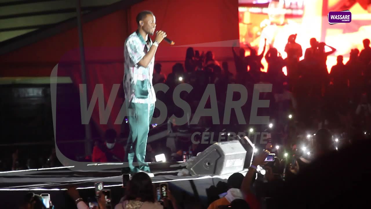 Dadju à Dakar : revivez l'intégralité du concert et l'ambiance à l'esplanade du Grand Théâtre