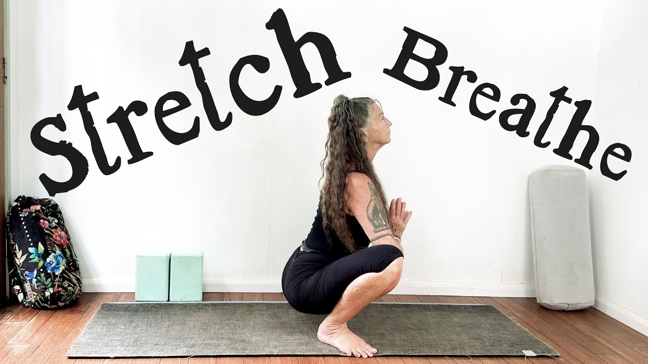 5 Minute Full Body Yoga | Stretch & Breathe