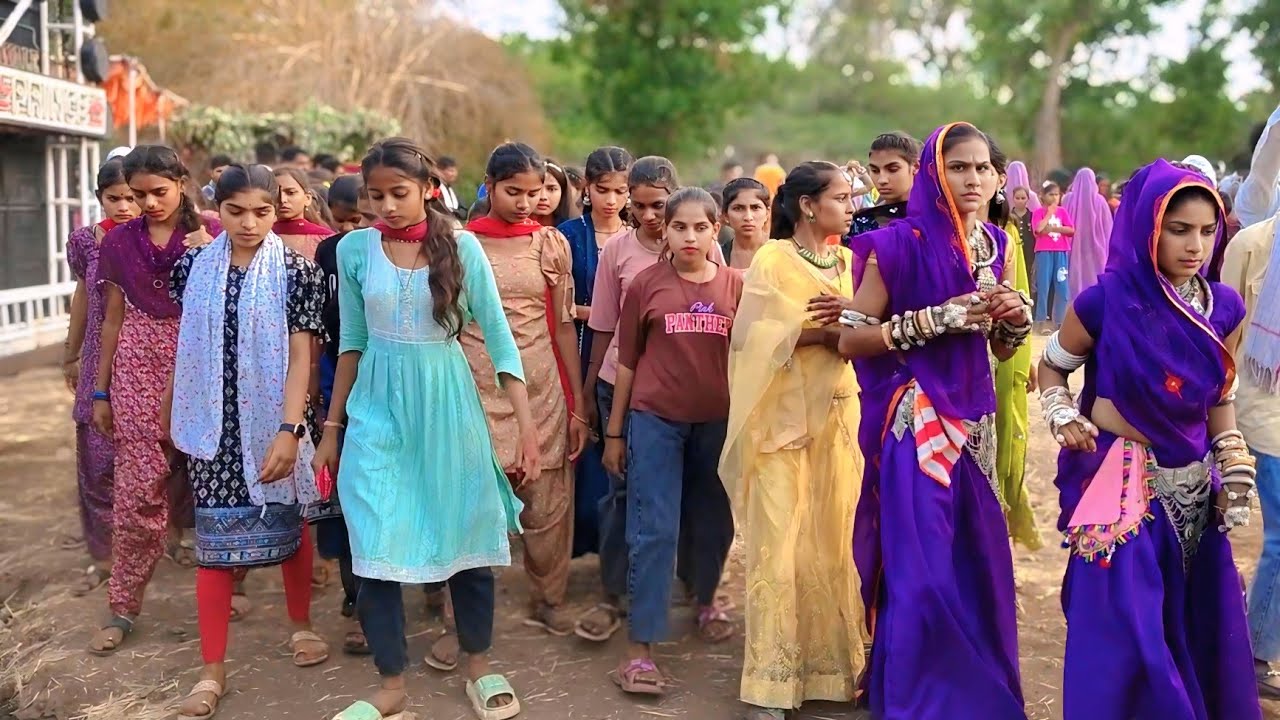 फोन पर वाते करतेली जुवानाय ।। Adiwasi New Timli Song 2026 ।। Adiwasi Shadi Dance Video 2026