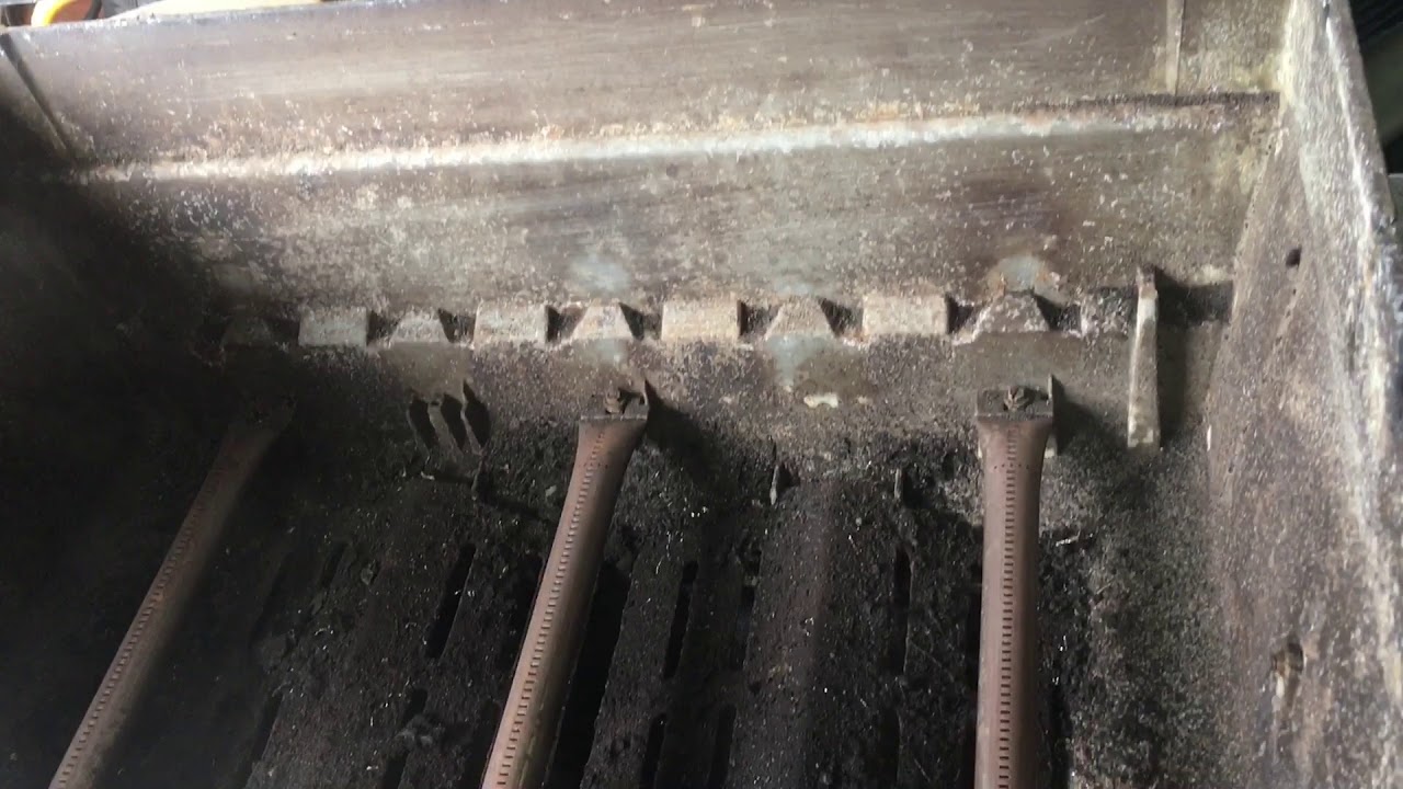 How to clean your gas grill in 5 minutes or less