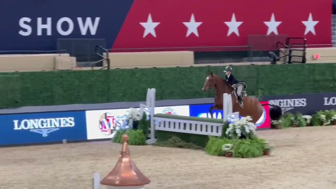 Kathryn Taylor 27’ - Washington International Horse Show - 3’6” Junior Hunter Stakes Class