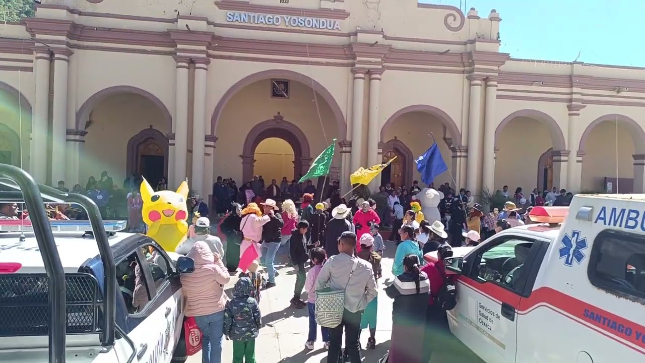 DOMINGO DE CARNAVAL EN en SANTIAGO SANTIAGO YOSONDUA 