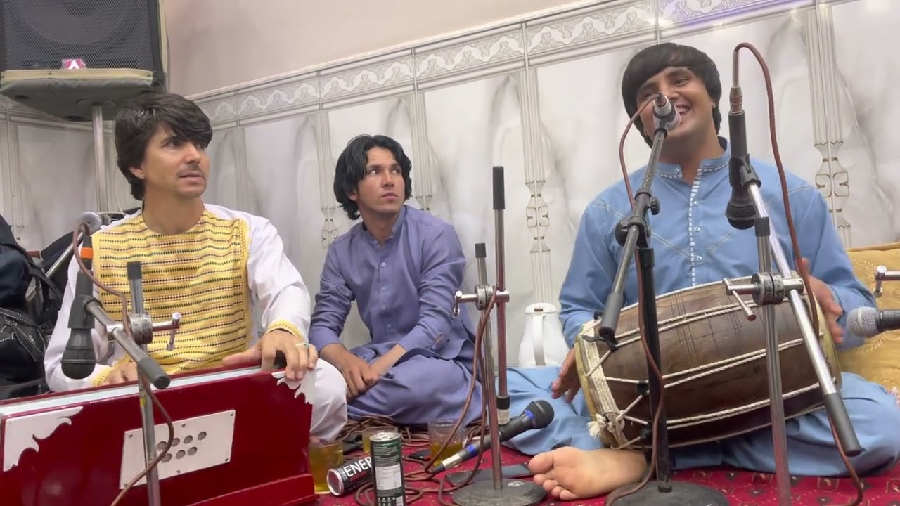 Jamshid logari mast tapay.  جمشید جان لوگری. تپی بسیار پر سوز.