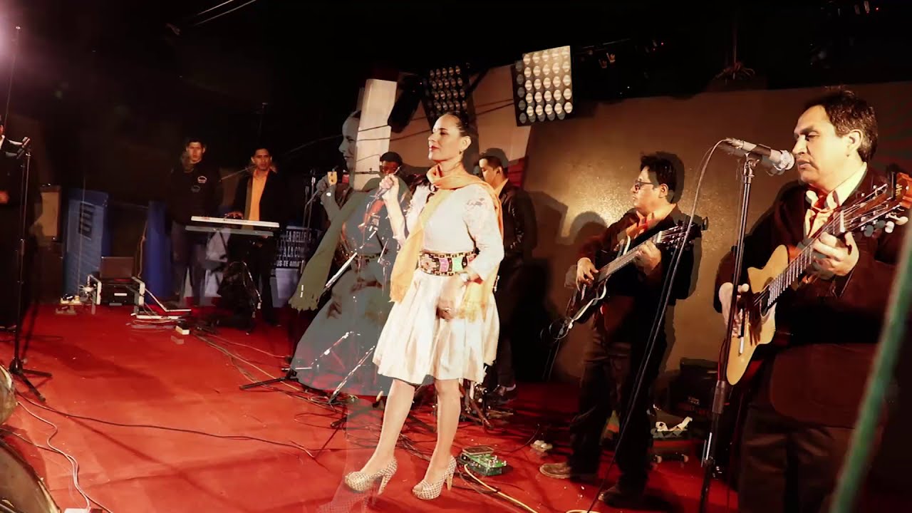 NANCY MANCHEGO Mix torito en Huarmaca  vivo 2019