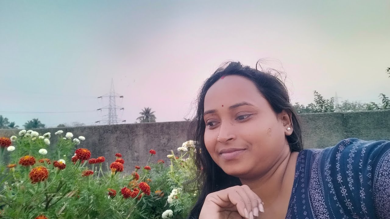 লাইভ অন করেছি🙏 চলে এসো বন্ধুরা🥰