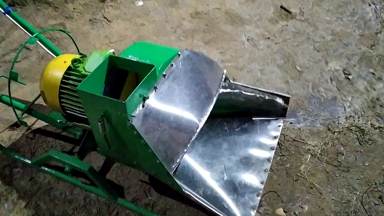 Снегоочиститель роторный электрический.