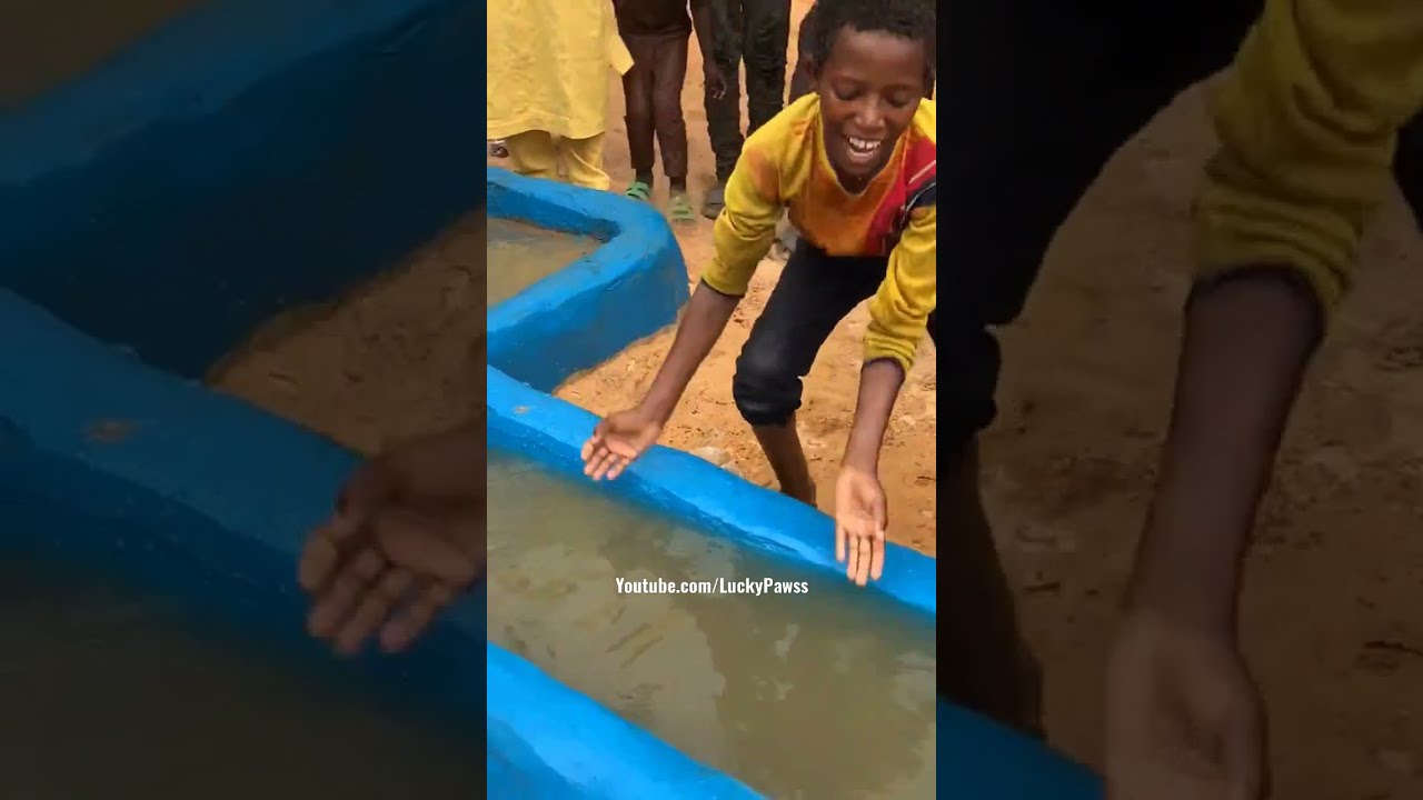 The Reaction of African Kids Who Saw A Water Well For The First Time 