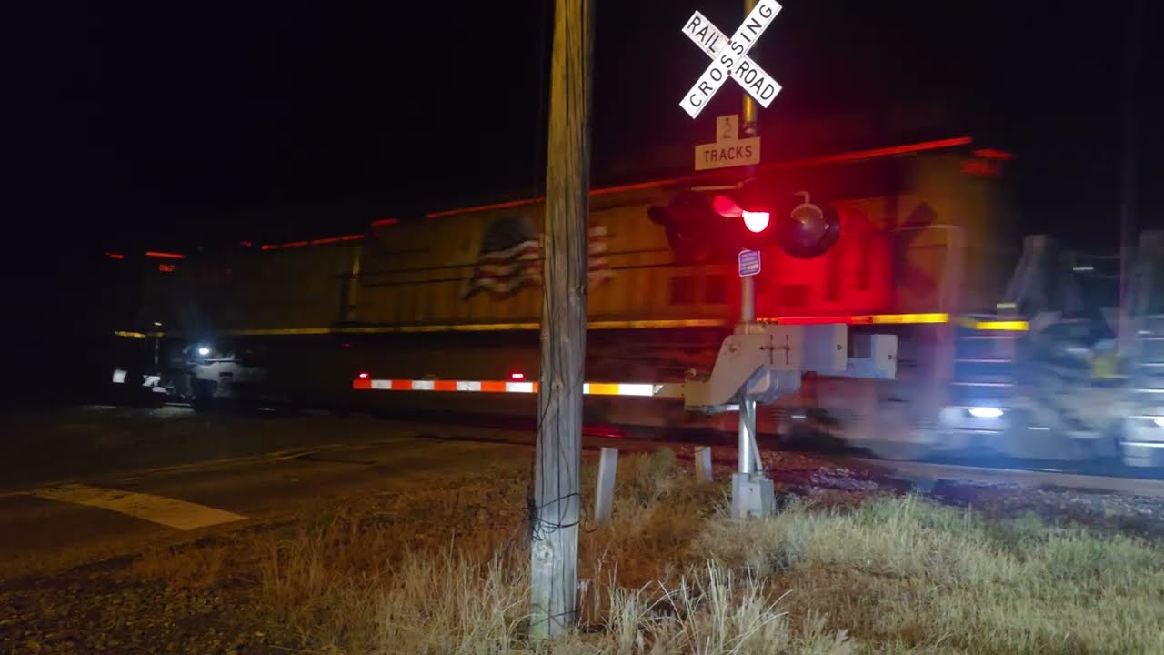 Union Pacific Mixed Freight Omaha, TX July 1, 2025 10:31PM.
