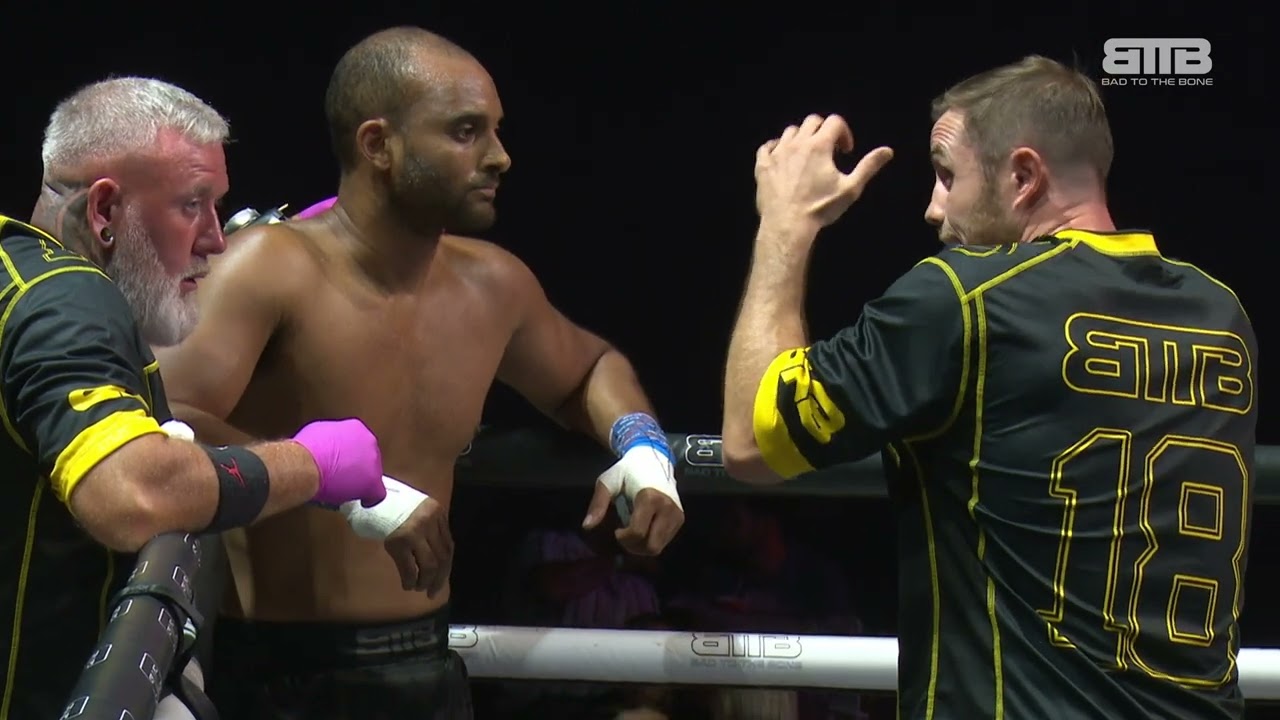 BKB KNOCKOUT Bad to the Bone Super Fight Series   Mick Kelly vs James Troman