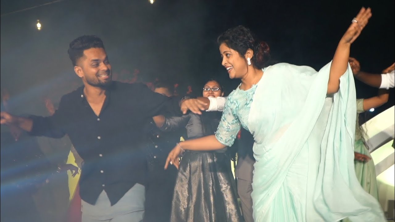 Kukku & Deepa Live Dance Performance at Dain Davis Brother’s Wedding Reception