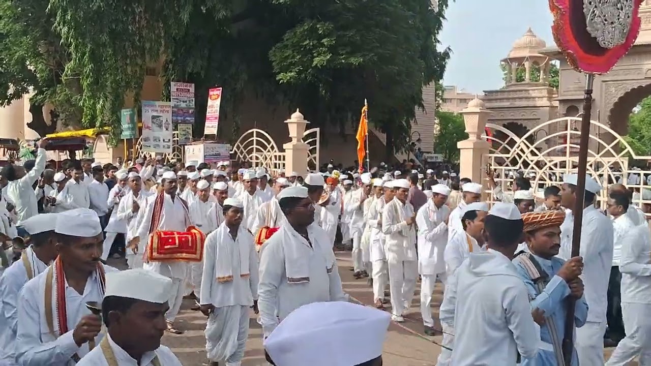 🏵️🚩श्री गजानन महाराज🚩🏵️ पंढरपूर वरून पालखी शेगाव कडे🙏🙏 प्रस्थान #श्रीगजाननमहाराज #गजाननमहाराज #पालखी