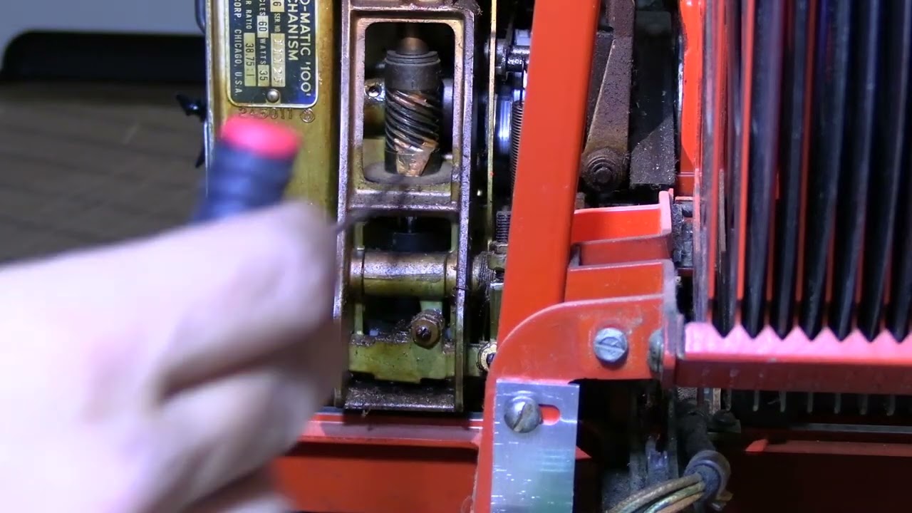 Seeburg Main Mechanism Shaft Removal and Cleaning