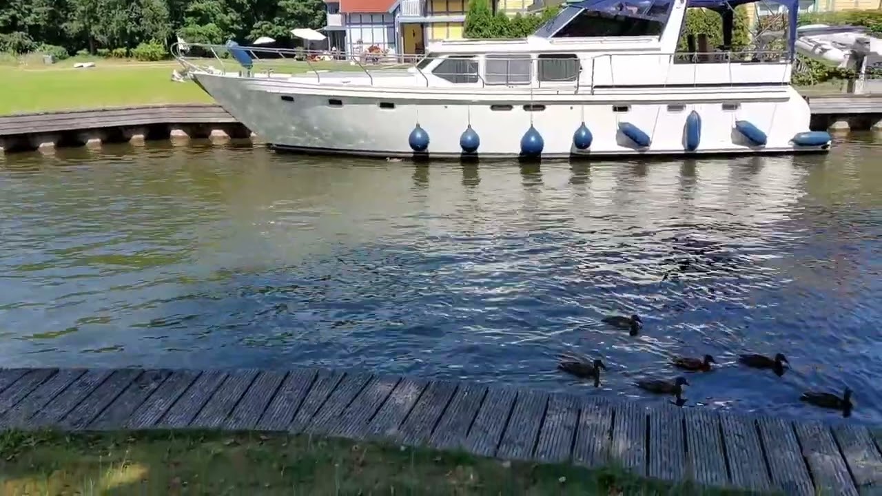 Rheinsberg im schönem Hafendorf, Juli 2022