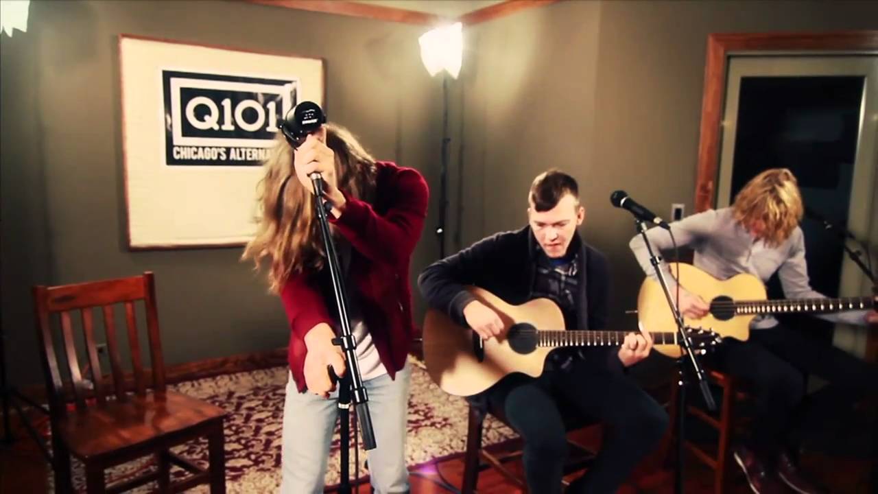 Cage The Elephant Performs 
