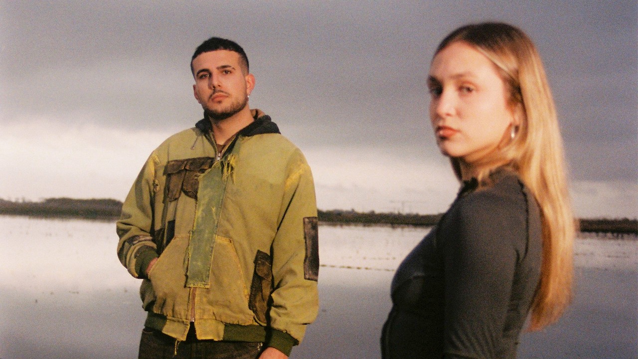 QUINTO & ABRIL - Caiguda lliure