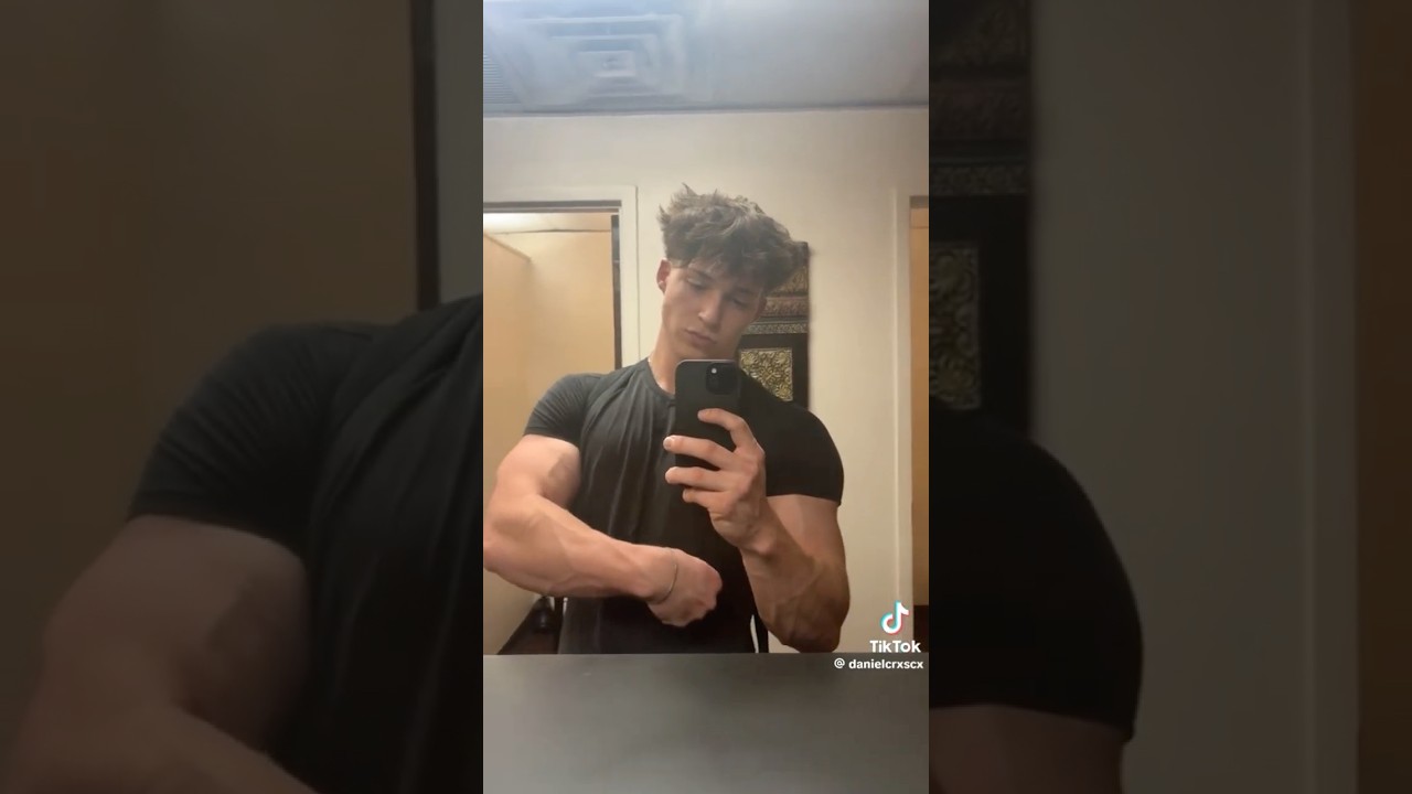 Young Muscle Boy Flexing His Veiny Arms #shorts #muscle #veins #fitness #flexing #biceps