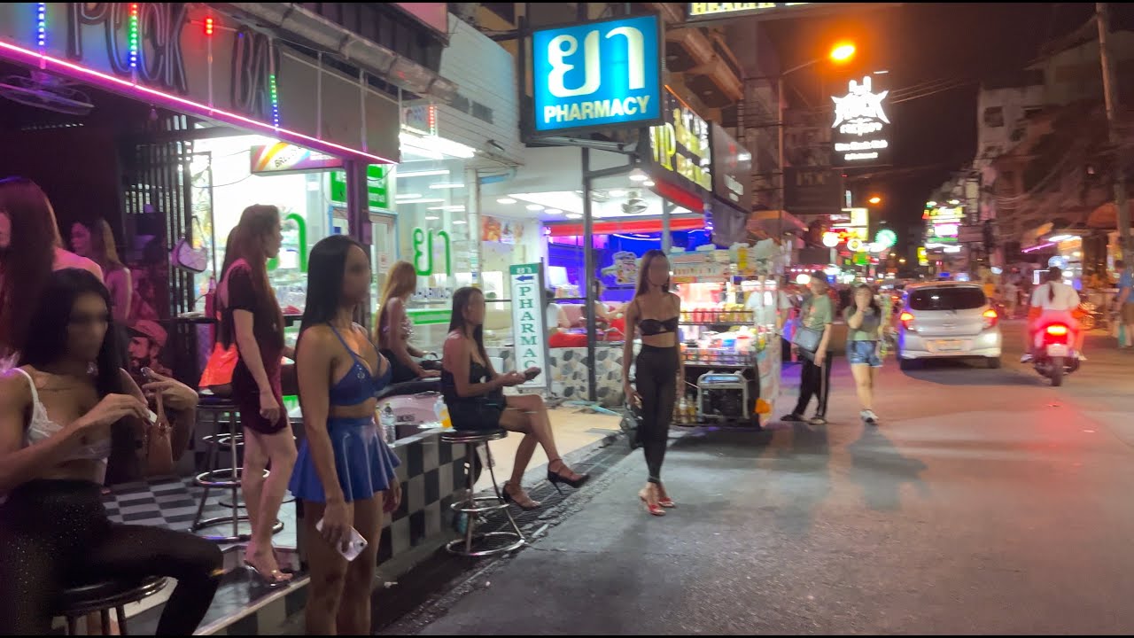 There are many ladyboys bars | 4K Pattaya soi buakhao Jun 2024