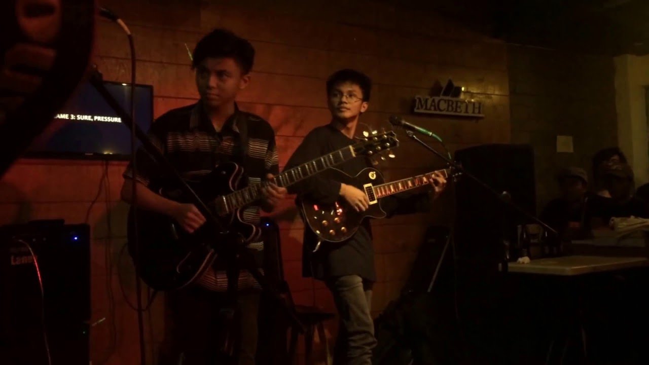 IV of Spades - Mundo