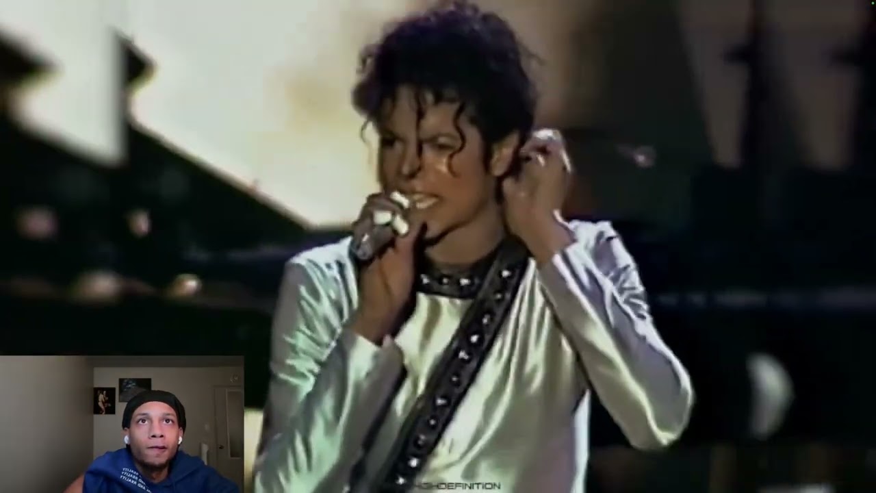 WATCHING LIVE PERFORMANCES | Michael Jackson - Heartbreak Hotel - Live Yokohama 1987 - HD (Reaction)